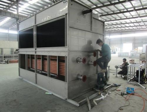 <a href=http://jiaxinbyq.com/tags1_0.html target=_blank class=infotextkey>闭式冷却塔</a>泄漏